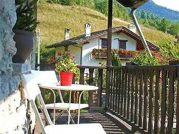 Lo Pailleron Apartament *